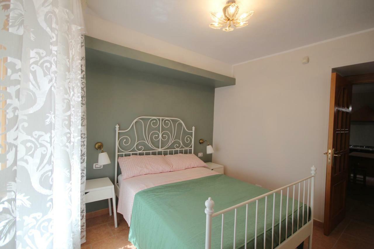 B&B Cortile Aurora Bronte Extérieur photo