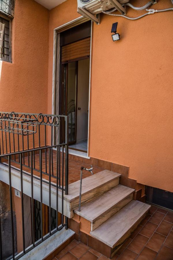 B&B Cortile Aurora Bronte Extérieur photo